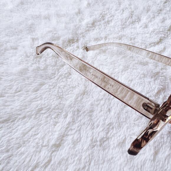 Eliza Brown Butterfly-shaped Sunglasses - Picture 7 of 13